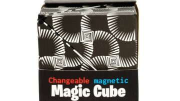 Magic cube tangaram